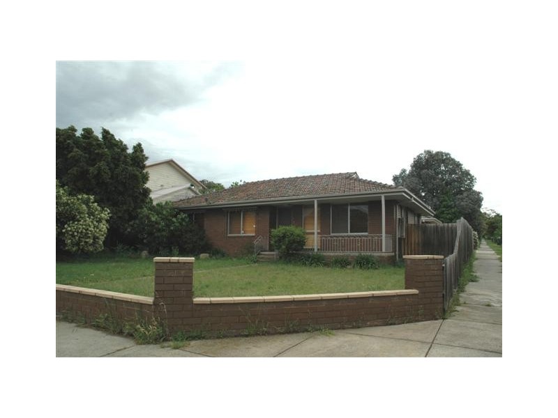 9 Lindsay Avenue, Sunbury VIC 3429