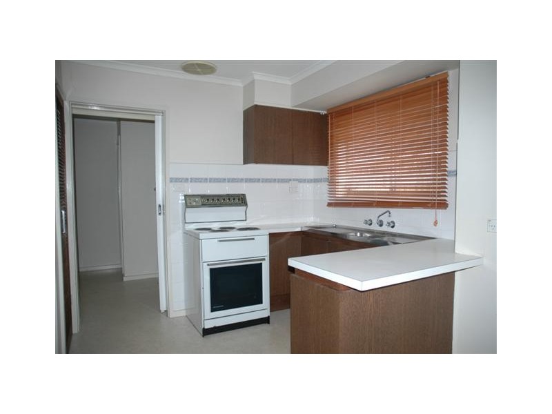 9 Lindsay Avenue, Sunbury VIC 3429