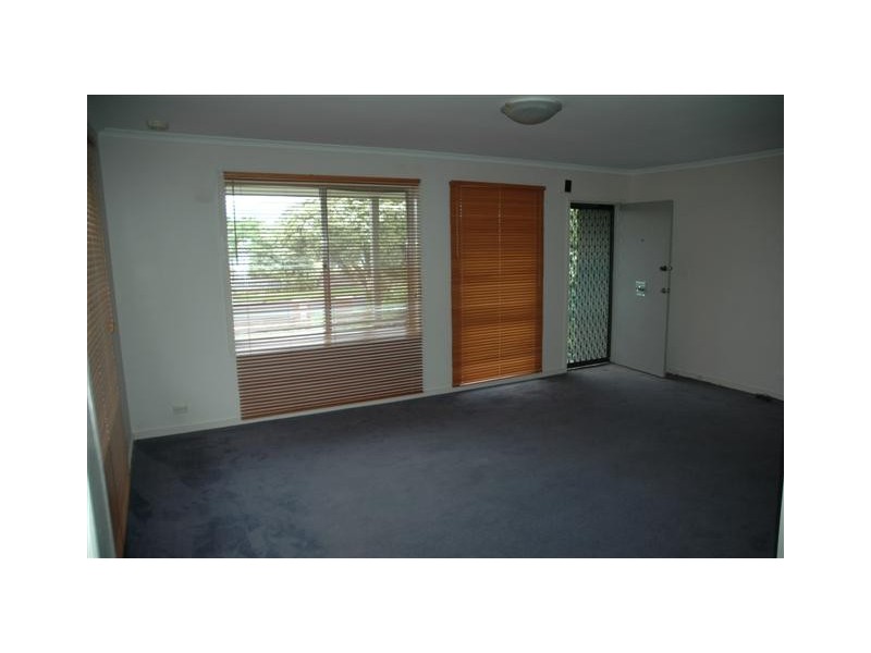 9 Lindsay Avenue, Sunbury VIC 3429