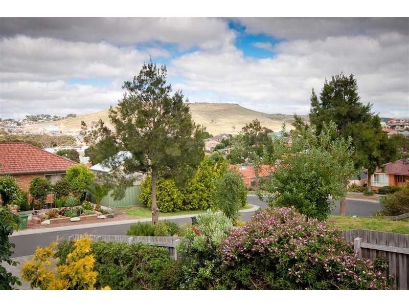 35 Dadswell Court, Sunbury VIC 3429