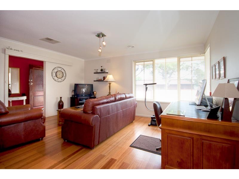 26 Heysen Dr, Sunbury VIC 3429