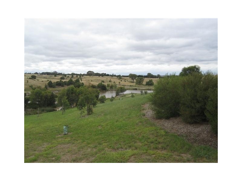 Lot 2013 (63) Bundanoon Avenue, Sunbury VIC 3429