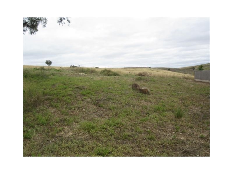 Lot 2013 (63) Bundanoon Avenue, Sunbury VIC 3429