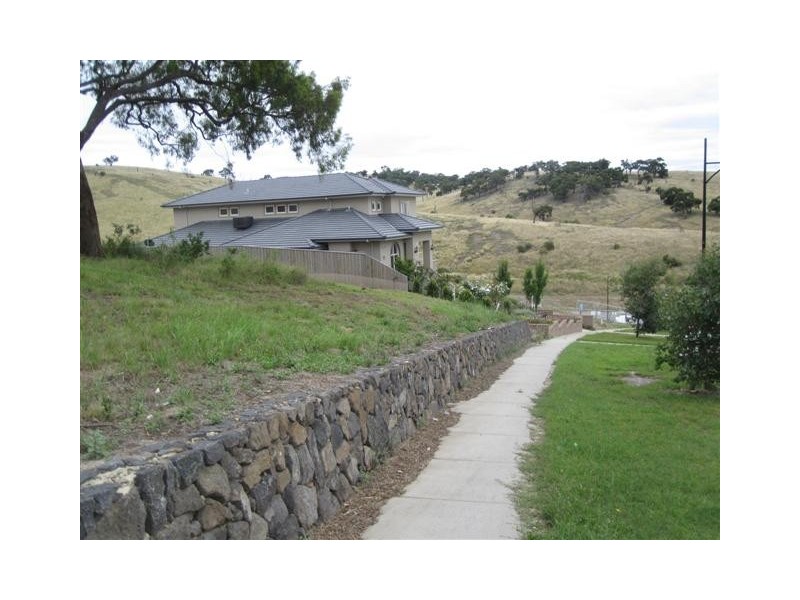 Lot 2013 (63) Bundanoon Avenue, Sunbury VIC 3429