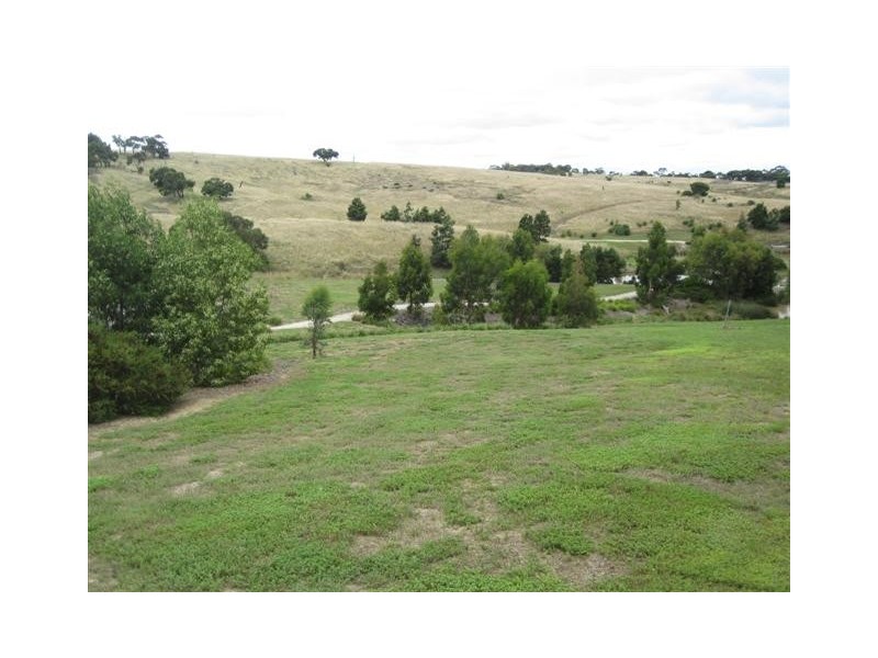 Lot 2013 (63) Bundanoon Avenue, Sunbury VIC 3429