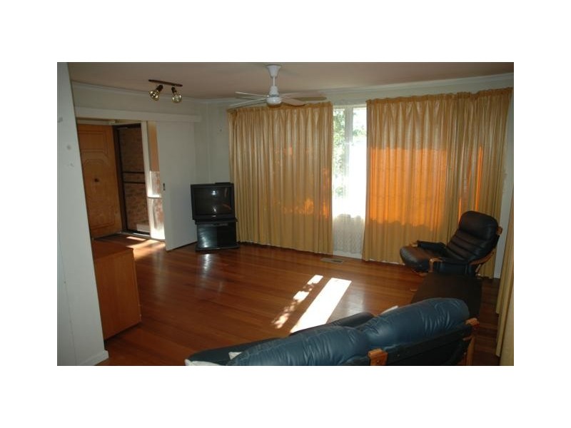 104 Brook Street, Sunbury VIC 3429