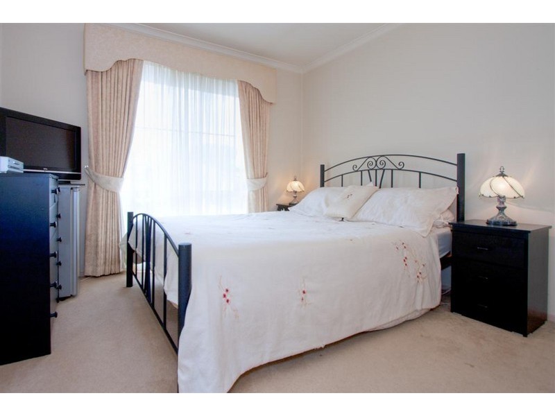 90 Sorbonne Drive, Sunbury VIC 3429