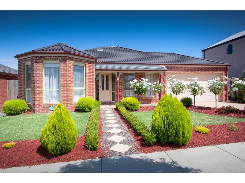 14 Yallop Crescent, Sunbury VIC 3429