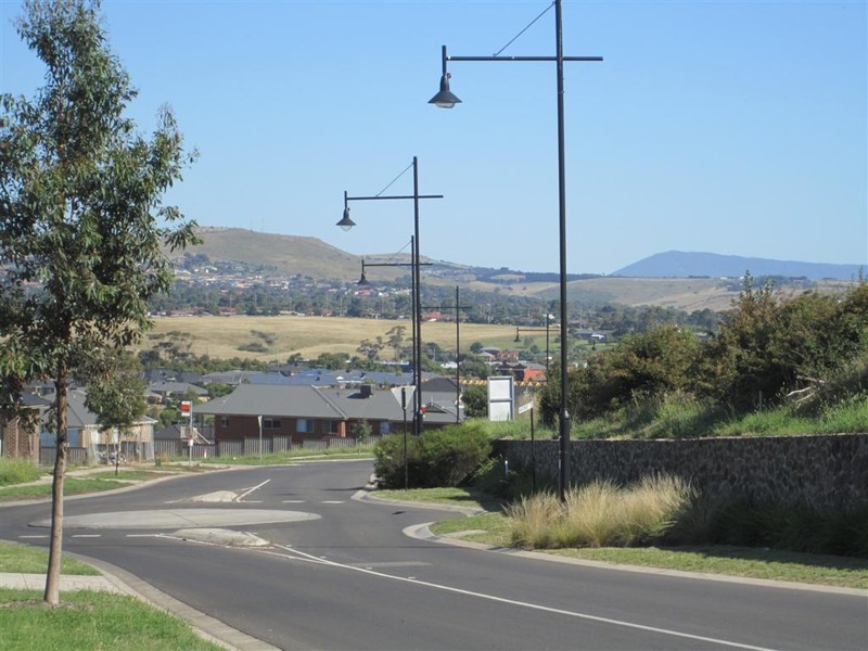 118 Belleview Drive, Sunbury VIC 3429