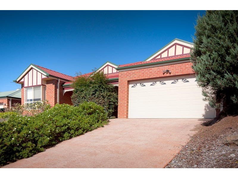 66 Fullbrook Drive, Sunbury VIC 3429