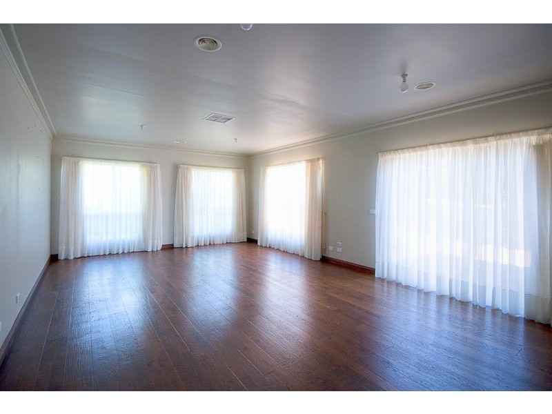 66 Fullbrook Drive, Sunbury VIC 3429