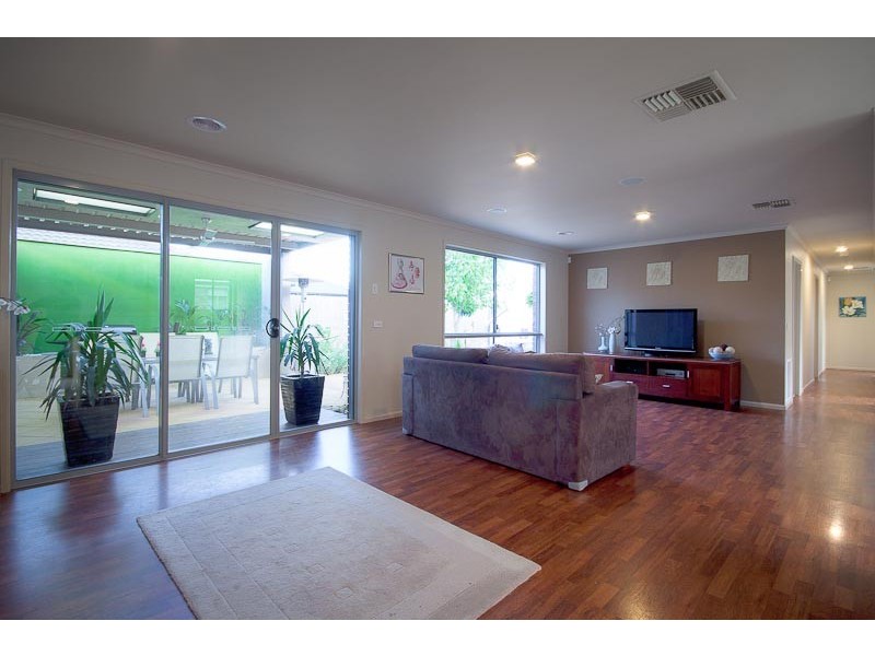 7 Redpath Court, Sunbury VIC 3429