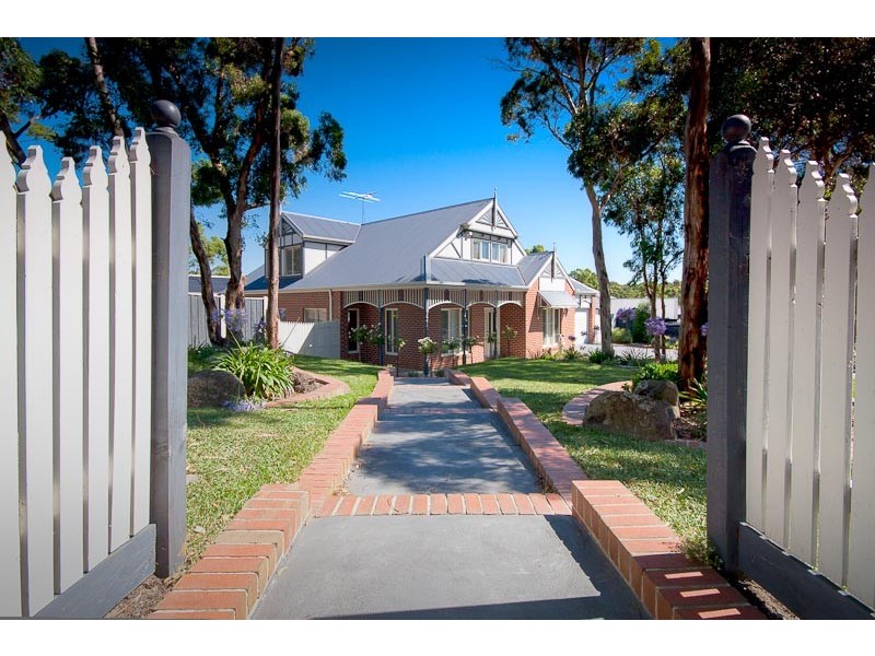 2 Mallee Court, Sunbury VIC 3429