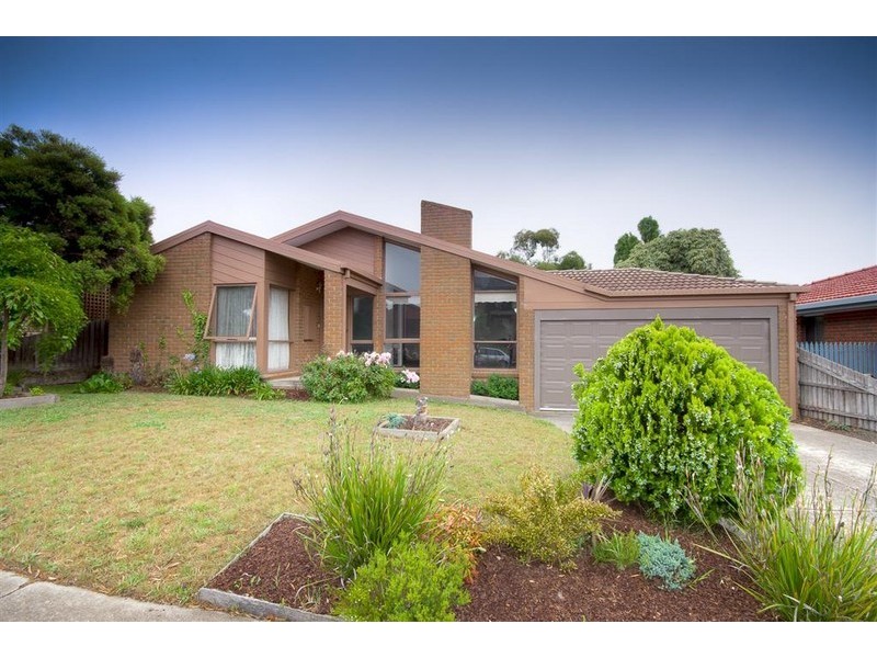 6 Harcombe Drive, Sunbury VIC 3429