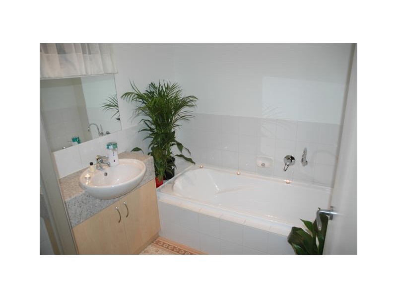 3a Melba Avenue, Sunbury VIC 3429