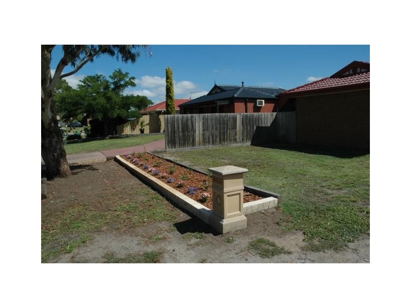 8 Stanford Court, Sunbury VIC 3429