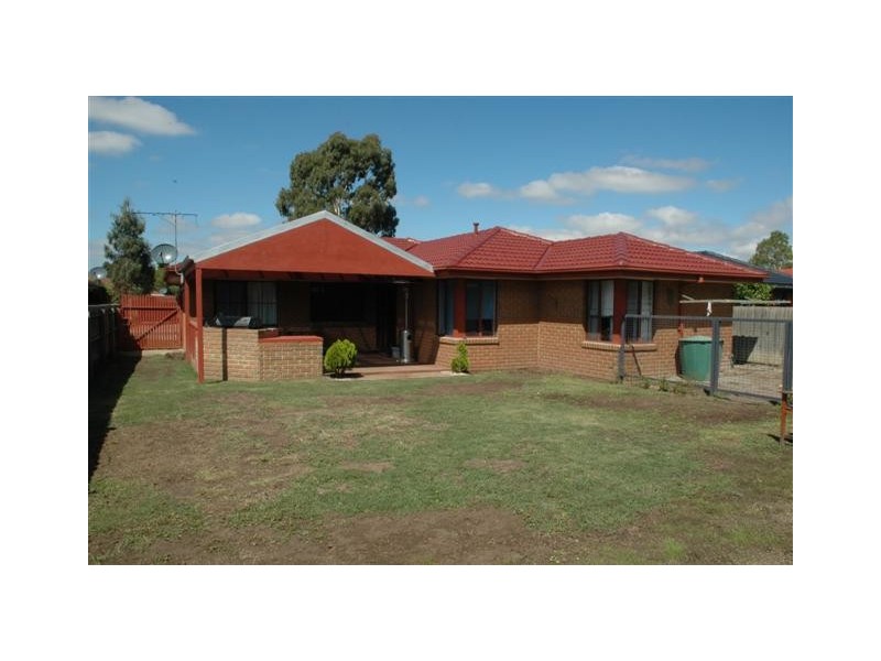 8 Stanford Court, Sunbury VIC 3429