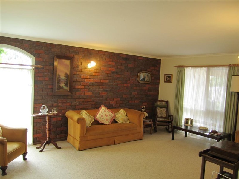 31 Miller Street, Sunbury VIC 3429