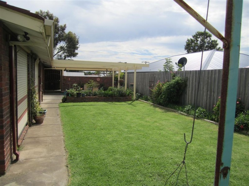 31 Miller Street, Sunbury VIC 3429