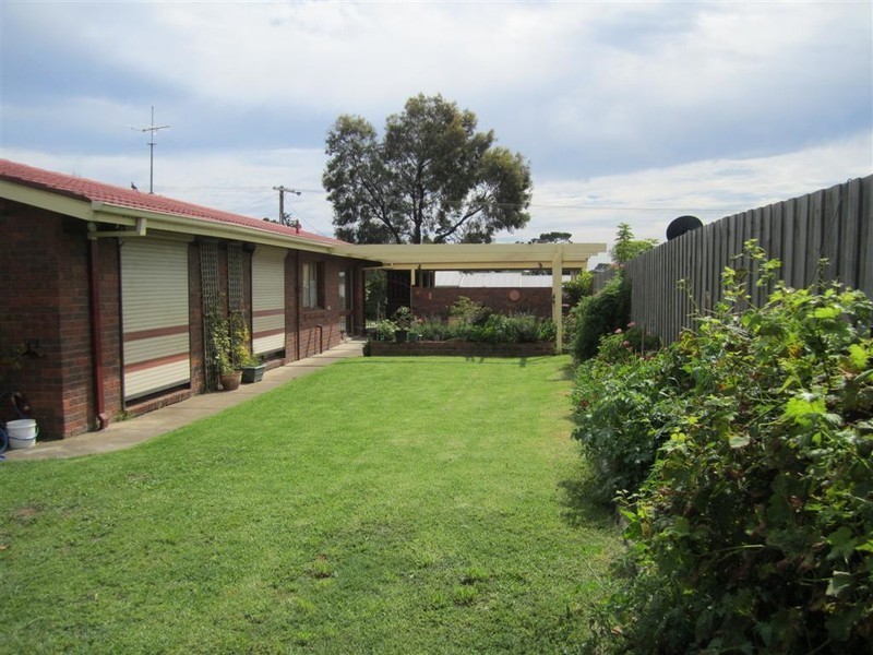 31 Miller Street, Sunbury VIC 3429