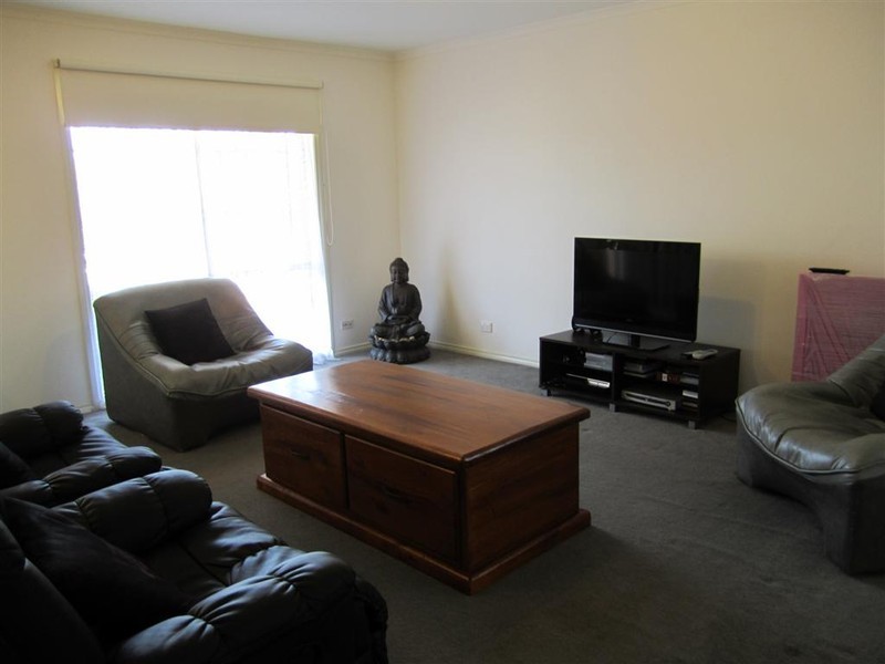 6 Massie Circuit, Sunbury VIC 3429
