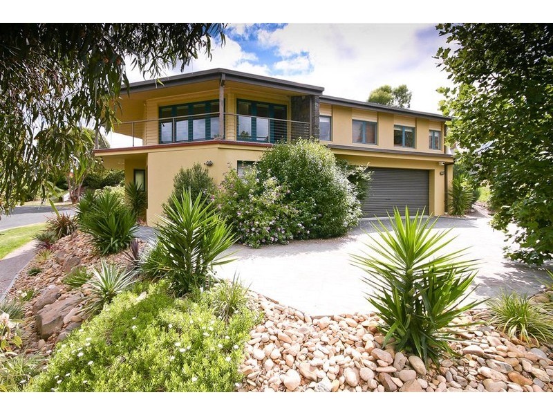 31 De Lisle Avenue, Sunbury VIC 3429