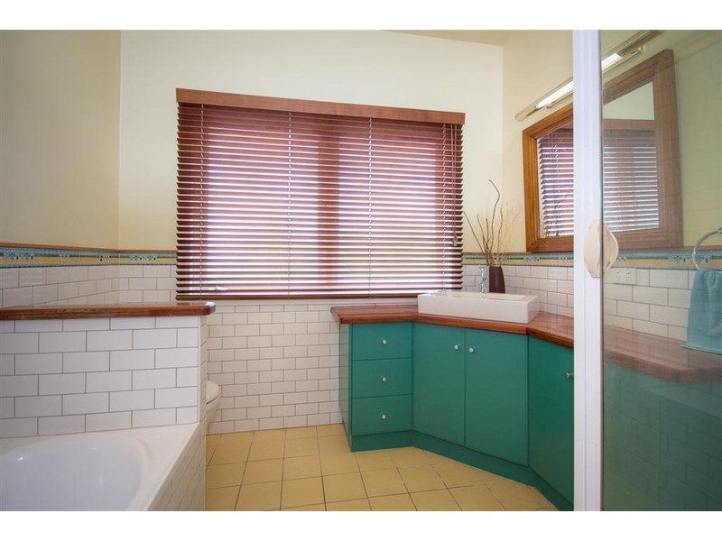 31 De Lisle Avenue, Sunbury VIC 3429