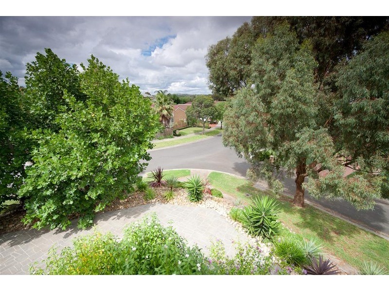 31 De Lisle Avenue, Sunbury VIC 3429