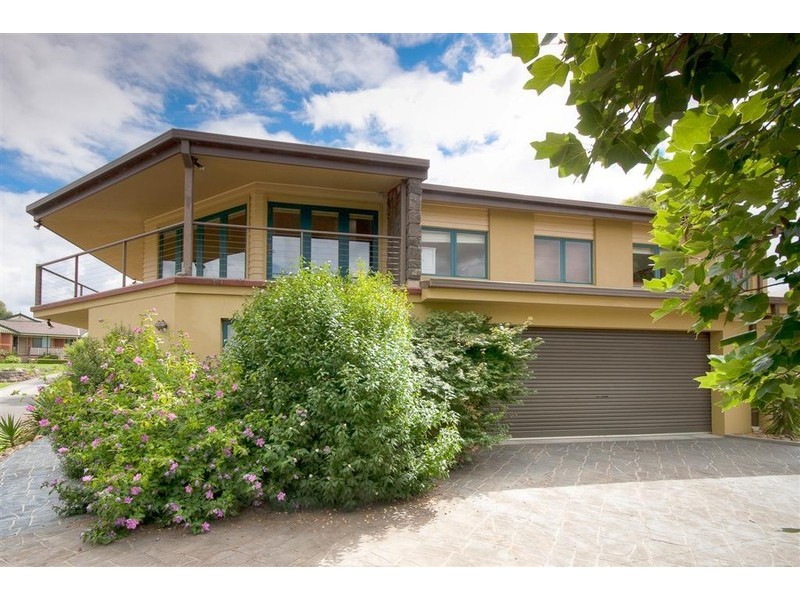 31 De Lisle Avenue, Sunbury VIC 3429