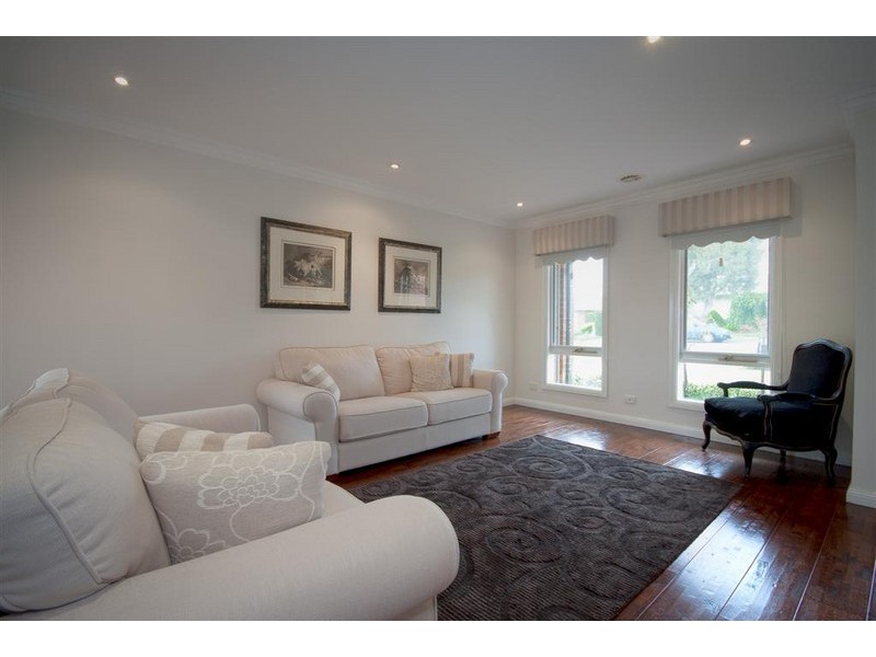 28 Anthony Street, Sunbury VIC 3429