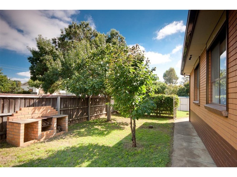 47 Station Street, Sunbury VIC 3429