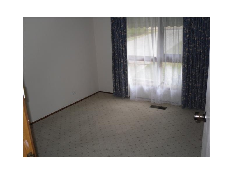 20 Ardcloney Drive, Sunbury VIC 3429