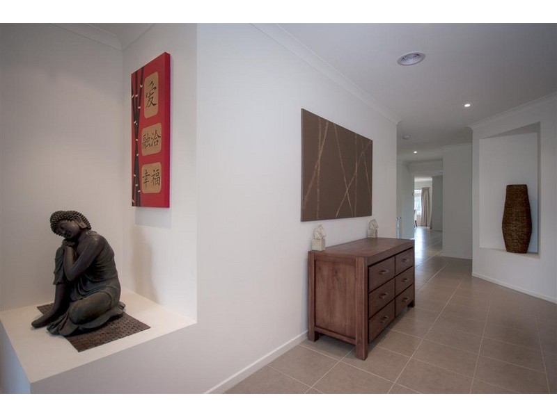 3 Highgrove Drive, Sunbury VIC 3429