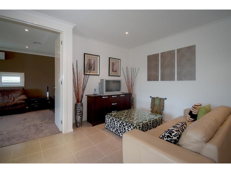 3 Highgrove Drive, Sunbury VIC 3429