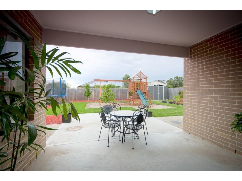 3 Highgrove Drive, Sunbury VIC 3429