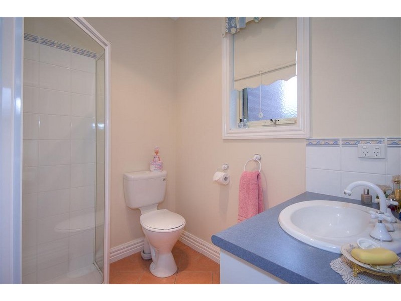 1/53 Riddell Road, Sunbury VIC 3429