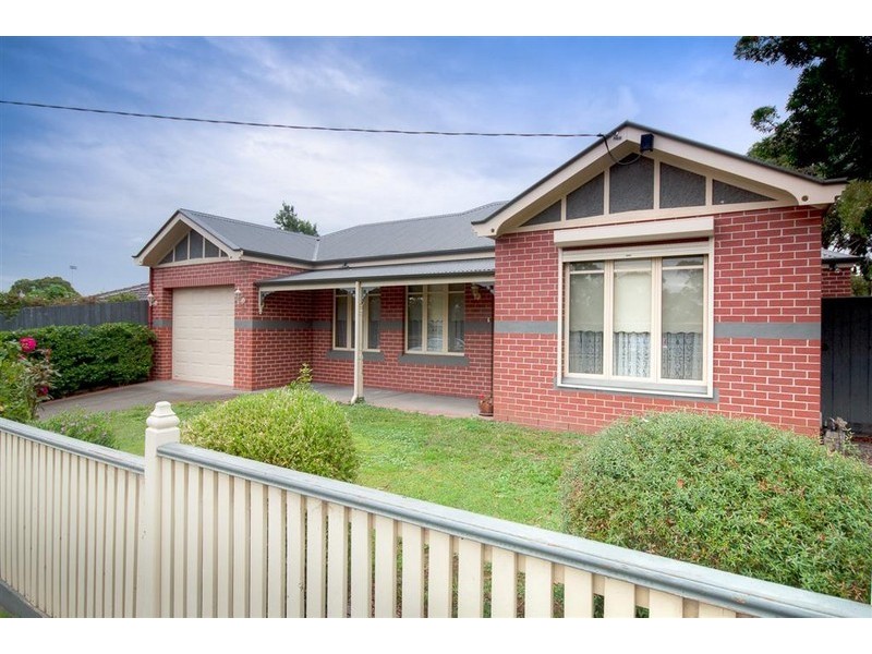 1/53 Riddell Road, Sunbury VIC 3429