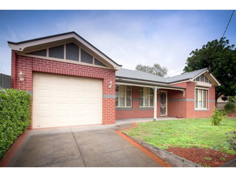 1/53 Riddell Road, Sunbury VIC 3429