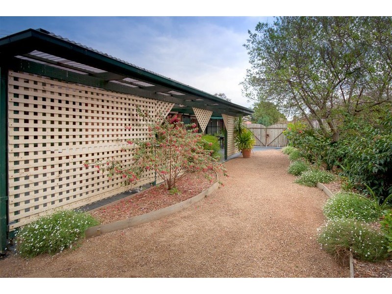 3 Carnarvon Court, Sunbury VIC 3429
