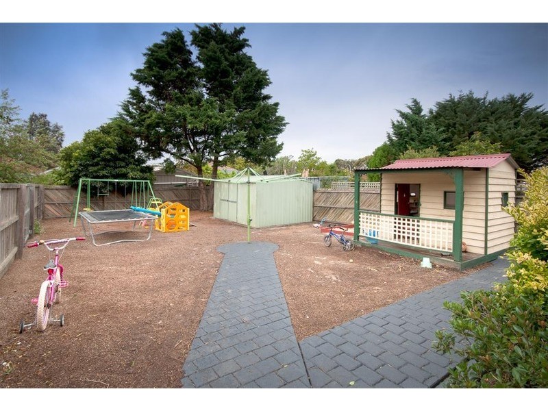 3 Carnarvon Court, Sunbury VIC 3429