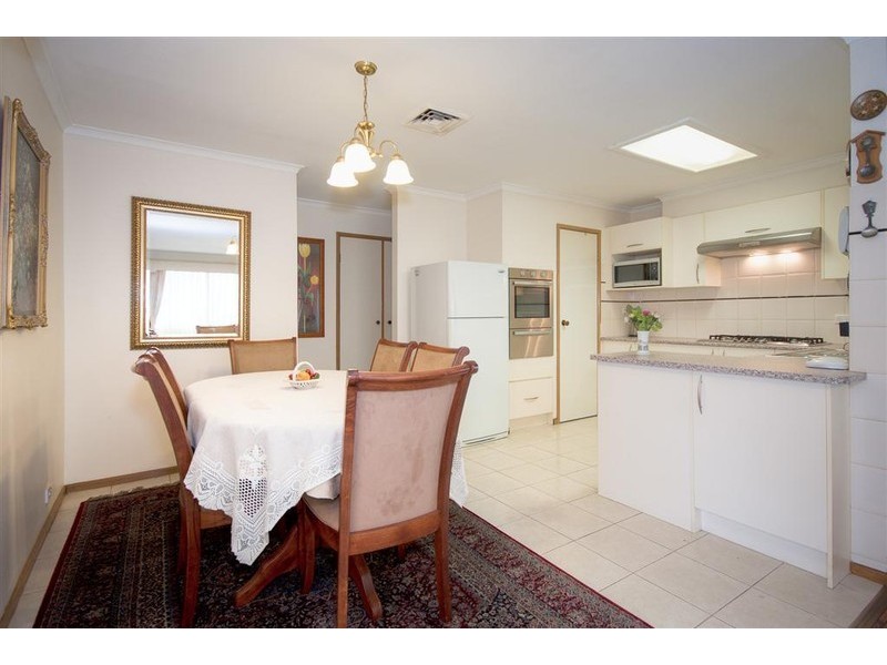 4 Penina Court, Sunbury VIC 3429