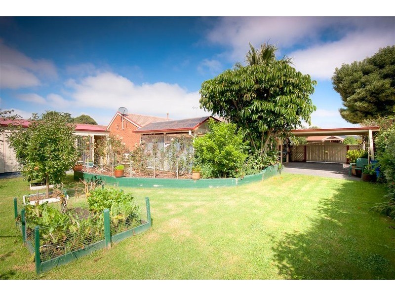 4 Penina Court, Sunbury VIC 3429