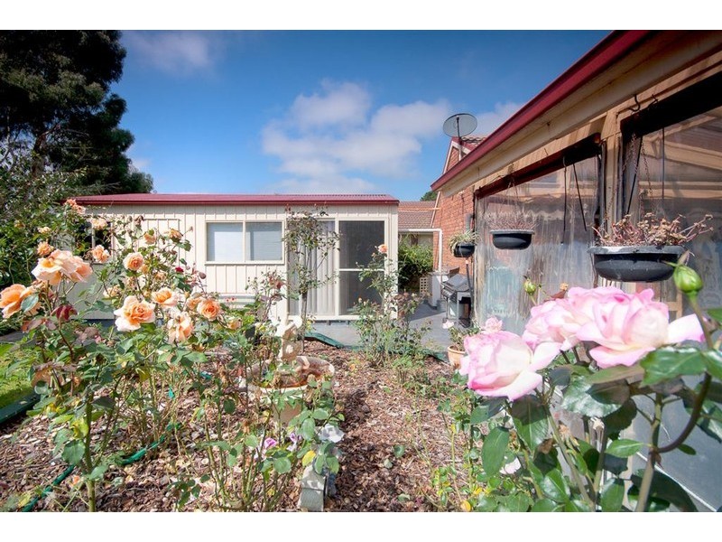 4 Penina Court, Sunbury VIC 3429