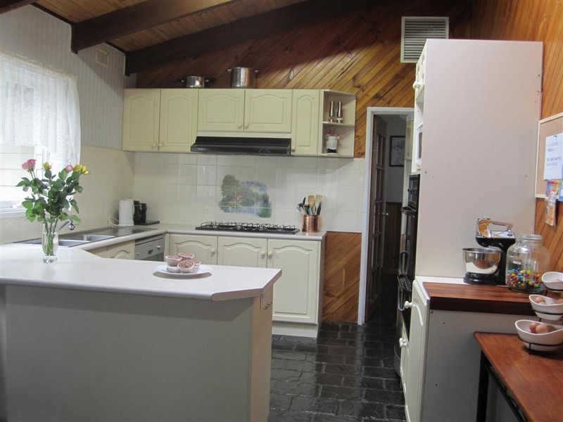 105 Anderson Road, Sunbury VIC 3429