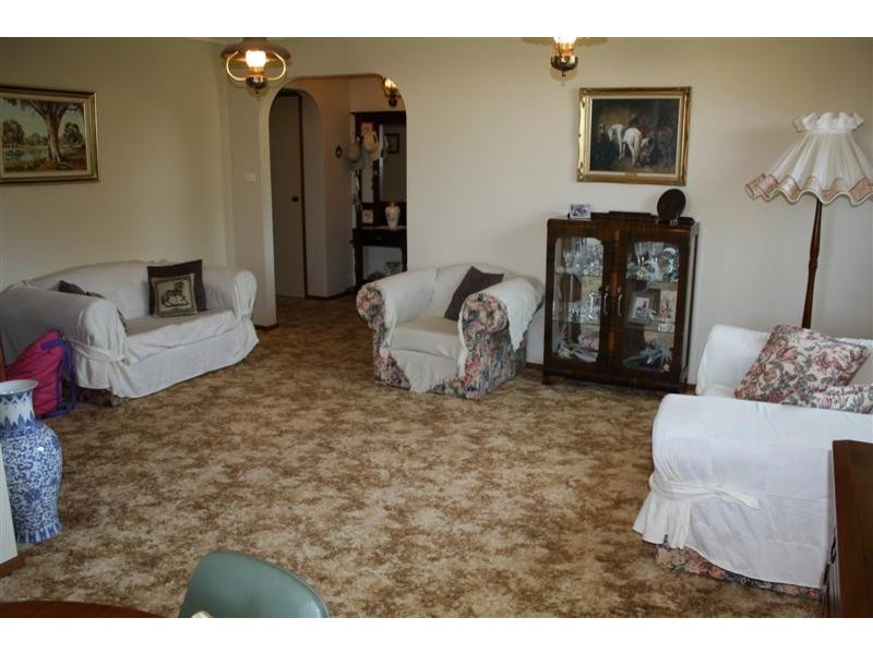 335 Settlement Rd*, Sunbury VIC 3429