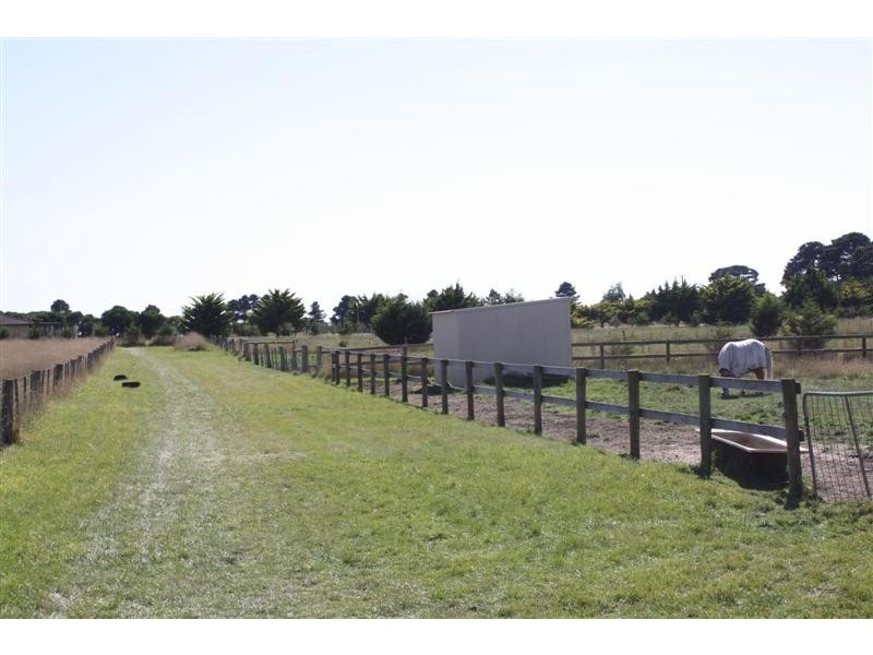 335 Settlement Rd, Sunbury VIC 3429