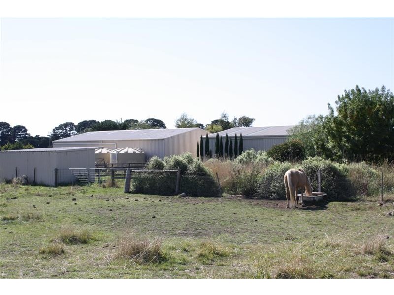 335 Settlement Rd, Sunbury VIC 3429