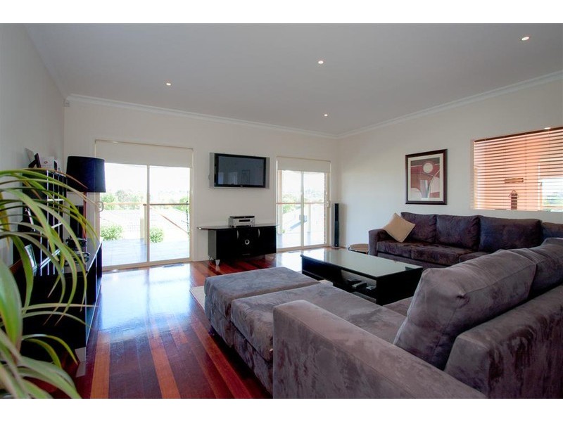 4 Treefern Drive, Sunbury VIC 3429
