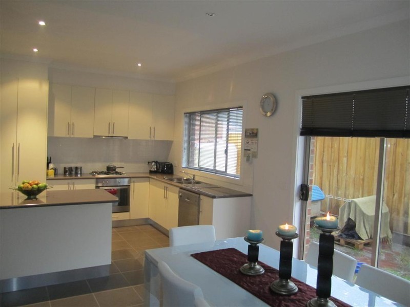 Unit 1, 16 Logan Court, Sunbury VIC 3429
