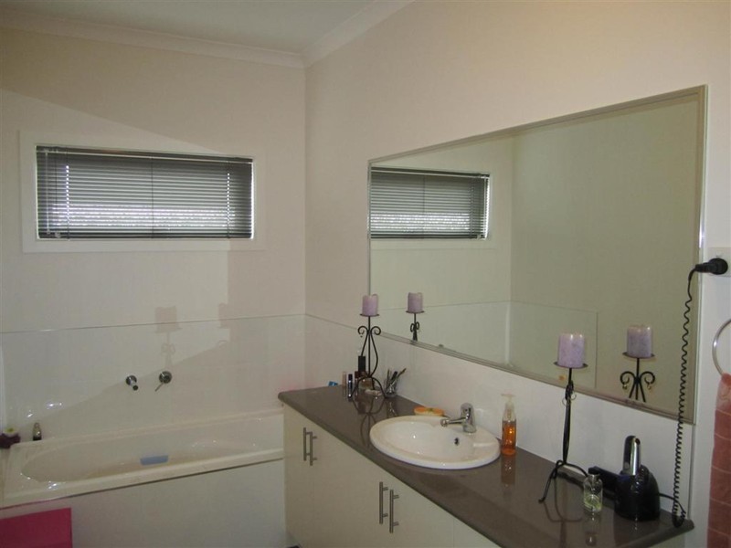 Unit 1, 16 Logan Court, Sunbury VIC 3429